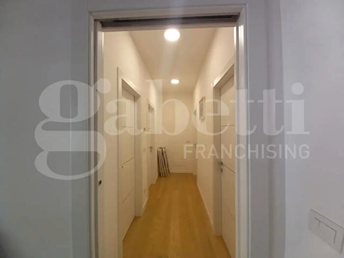 Appartamento quadrilocale in vendita in Via Mazzitelli, Bari
