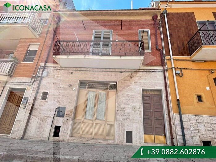 Appartamento con 5 locali in vendita in Via Marsala, Torremaggiore