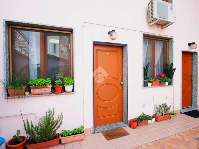 Appartamento bilocale in vendita in Via Cassanese, Segrate