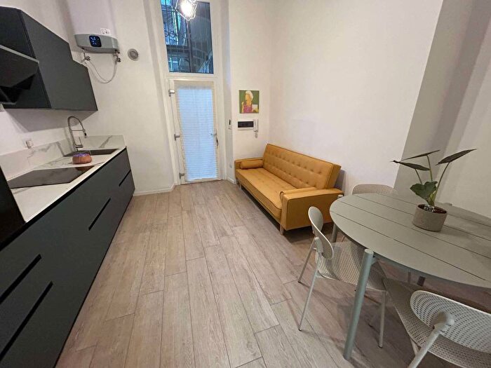 Appartamento bilocale in affitto in via Monti, San Salvario Dante, Torino