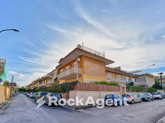 Appartamento con 5 locali in vendita in Via Sacerdote Giovanni Giuseppe Pirozzi, Villaricca