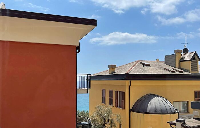 Appartamento quadrilocale in affitto in Finale Ligure Savona Sv, Finale Ligure