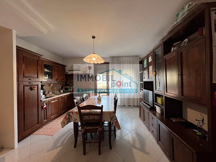 Appartamento trilocale in vendita in Via Melchiorre Cesarotti, Selvazzano Dentro