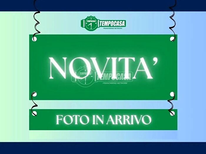 Appartamento bilocale in vendita in Via Enrico Toti, Abbiategrasso