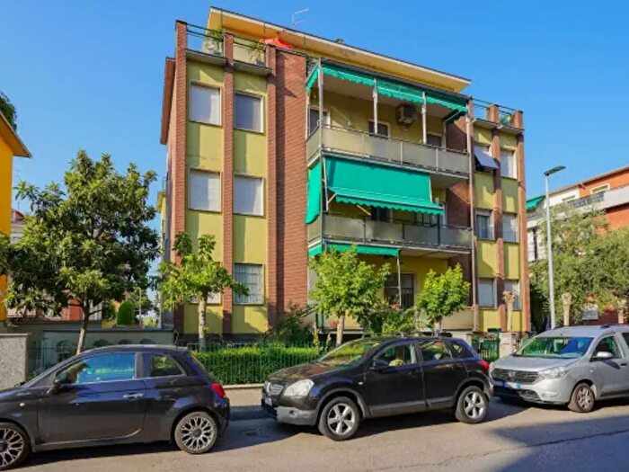 Appartamento quadrilocale in vendita in Via Felice Corini, Parma