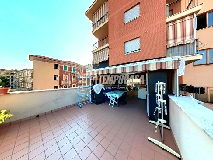Appartamento bilocale in vendita in Via Ceresole, Torino