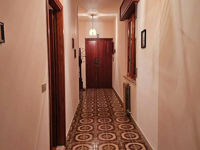 Appartamento con 5 locali in vendita in Via Fiume Lao, Scalea