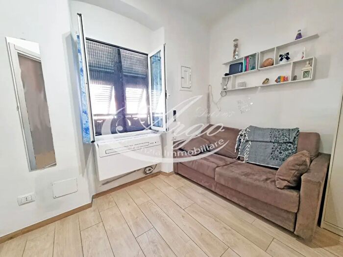 Appartamento monolocale in vendita in Lerici