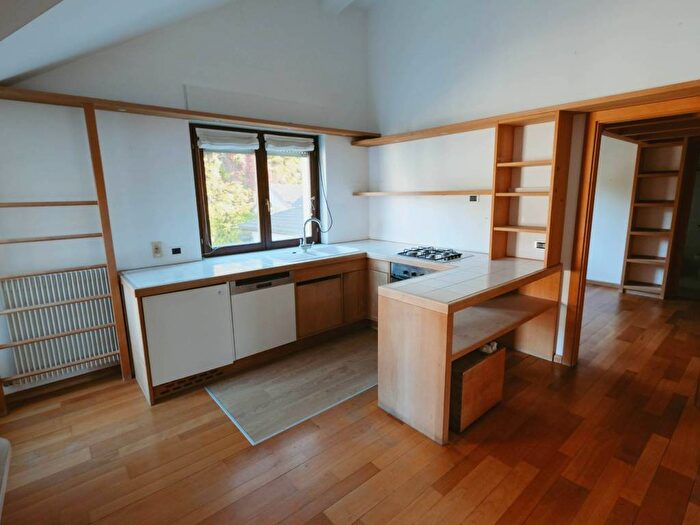 Case in Vendita e in Affitto - 2