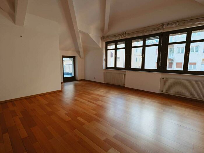 Appartamento trilocale in affitto in Via Giuseppe Grazioli, San Camillo Lungofersina, Trento