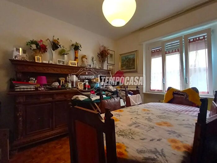 Appartamento quadrilocale in vendita in Via Fratelli Rosselli, Biella