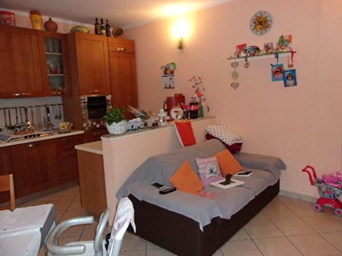 Appartamento trilocale in vendita in Via Camillia, Ravenna