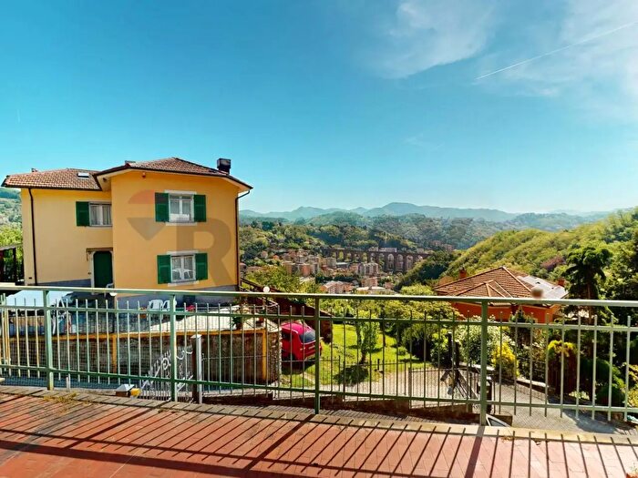 Casa con 10 locali in vendita in Via Marseno, Ceranesi