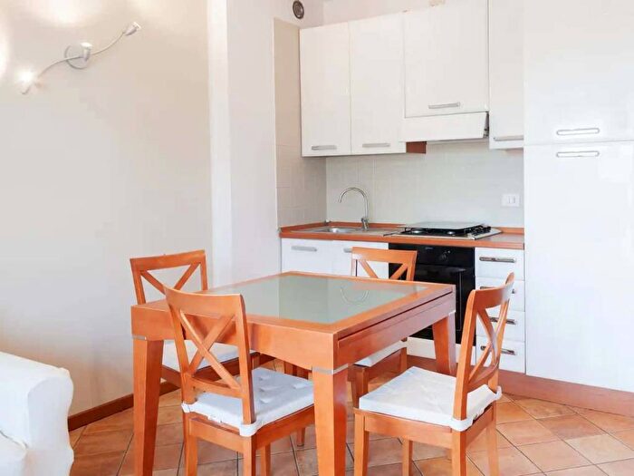 Appartamento bilocale in affitto in Via Giuseppe Piazzi, Farini, Milano