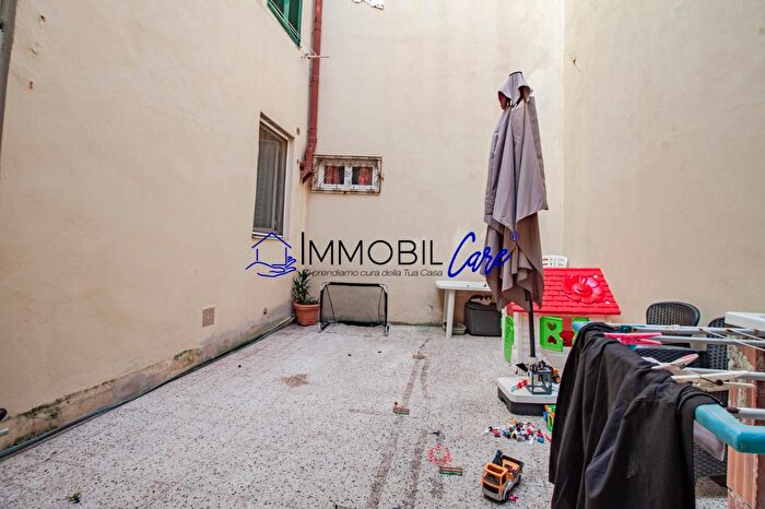 Appartamento trilocale in vendita in Livorno