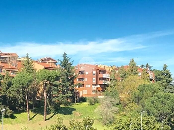 Appartamento bilocale in vendita in Via Pieve di Cadore, Roma