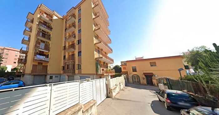 Appartamento con 5 locali in vendita in Via Prota, Torre Annunziata