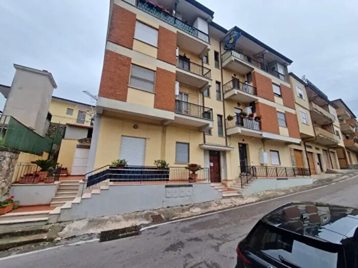 Appartamento con 5 locali in vendita in Viale della Croce, Bassiano