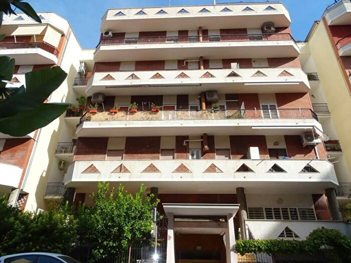 Appartamento bilocale in vendita in Via Morea, Bari