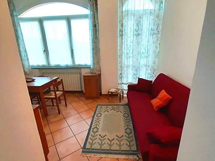 Appartamento bilocale in affitto in Via XX Settembre, Cardano al Campo