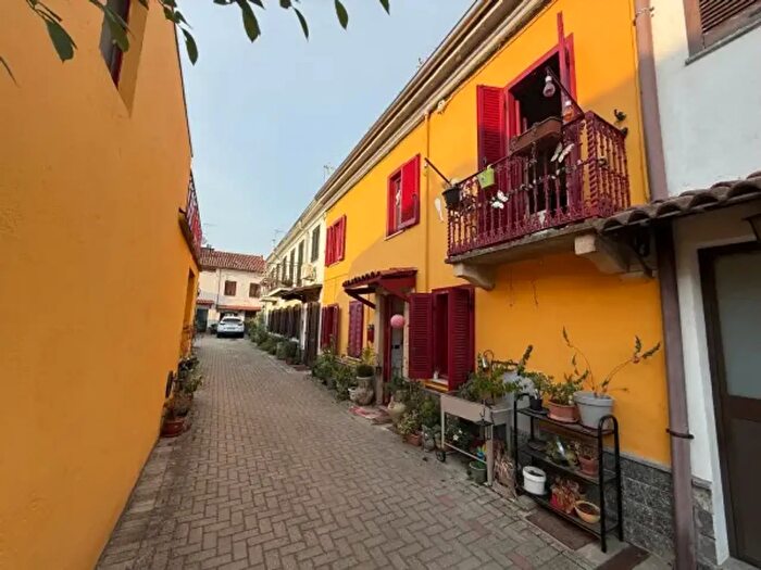 Casa trilocale in vendita in Via Poligonia, Alessandria