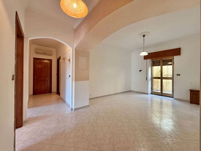 Appartamento quadrilocale in vendita in Vico III Roma, Tertenia