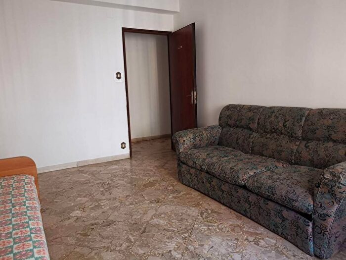 Appartamento con 5 locali in affitto in Via Stagno, Minissale, Messina