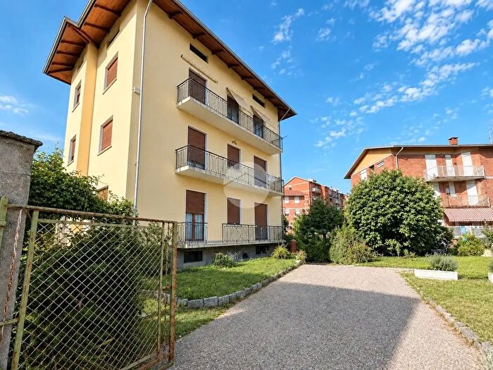 Appartamento quadrilocale in vendita in Strada della Barazza, Biella