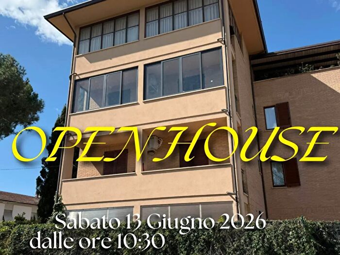 Appartamento quadrilocale in vendita in Viale Firenze, Foligno
