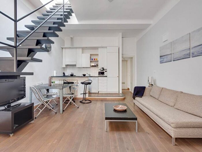 Appartamento bilocale in affitto in Via Marco D'Oggiono, Corso Genova, Milano