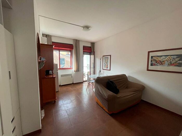 Appartamento monolocale in affitto in Via Emanuele Notarbartolo, Libertà Villabianca, Palermo