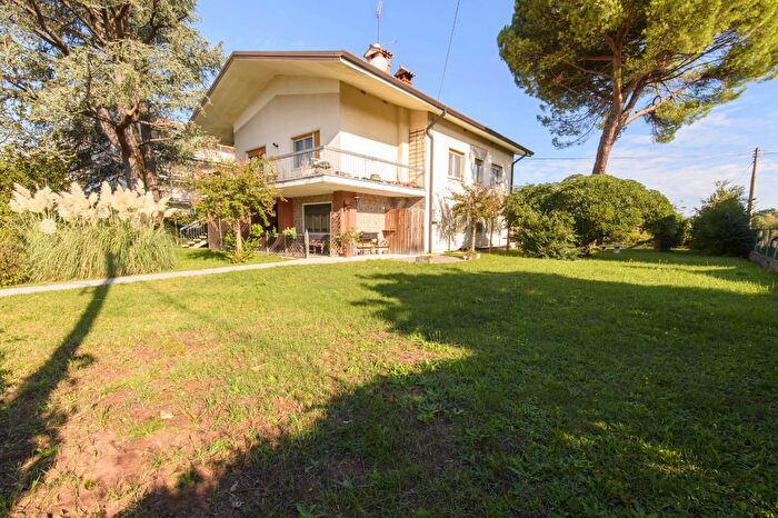 Appartamento con 9 locali in vendita in San Lorenzo Isontino Via Nazionale, San Lorenzo Isontino