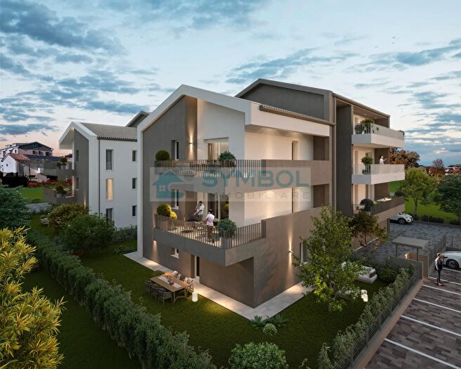 Appartamento quadrilocale in vendita in Via Carso, Salzano