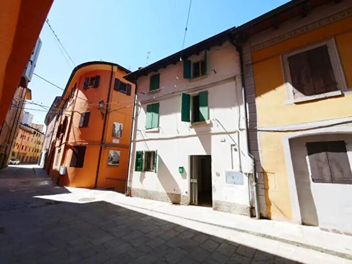 Casa trilocale in vendita in Pavullo Nel Frignano