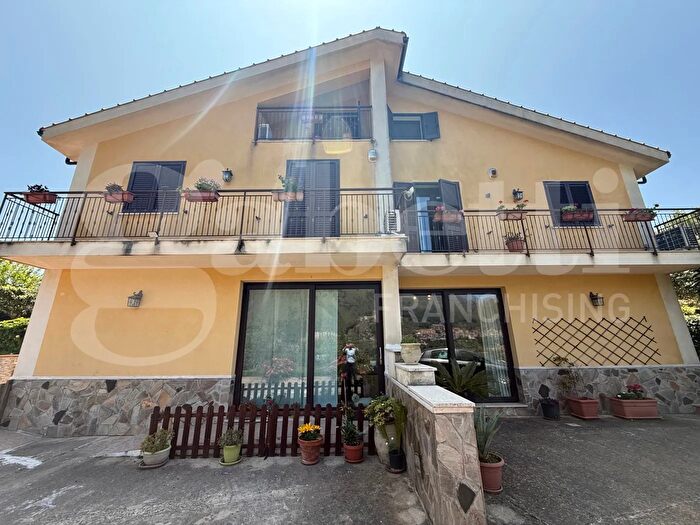 Casa con 6 locali in vendita in Strada Provinciale, Monreale