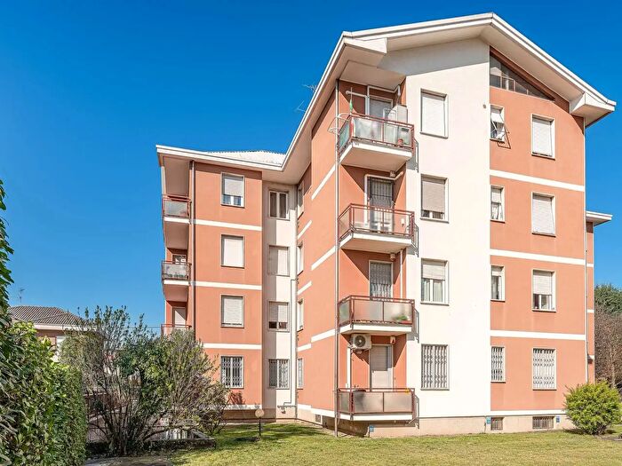 Appartamento quadrilocale in vendita in Via Bellini, Seveso