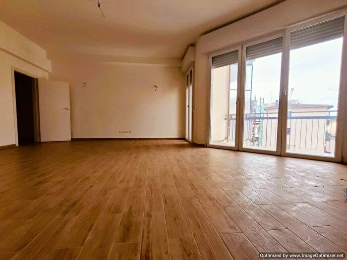 Appartamento con 5 locali in vendita in Via del Romito Firenze, Firenze