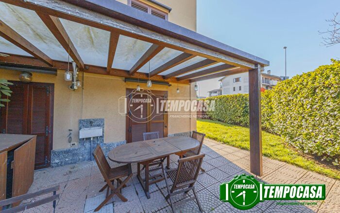 Casa trilocale in vendita in Via Giosue Carducci, Gaggiano