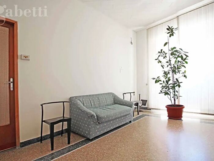 Appartamento quadrilocale in vendita in Corso Giugno, Senigallia