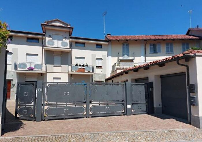 Case in Vendita e in Affitto - 2