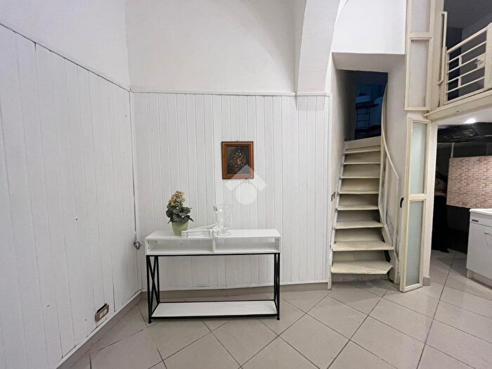 Appartamento bilocale in vendita in Via Celeste, Catania