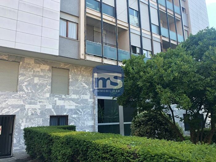 Appartamento bilocale in affitto in Via Dante Alighieri, San Biagio, Monza