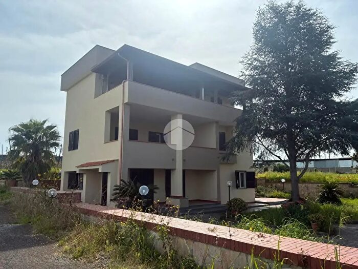 Casa monolocale in vendita in Via Grotta dell Olmo, Giugliano In Campania