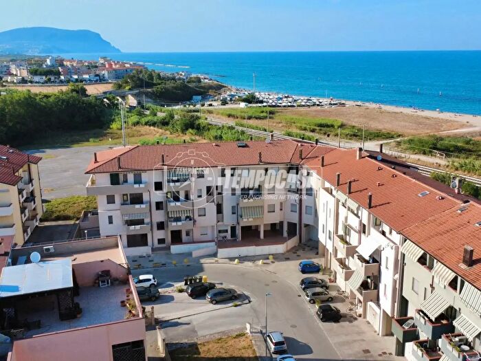 Appartamento trilocale in vendita in Via Giacomo Brodolini, Porto Recanati