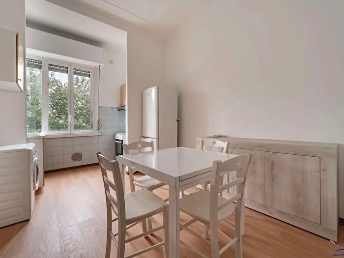 Appartamento trilocale in vendita in Viale Molise, Milano