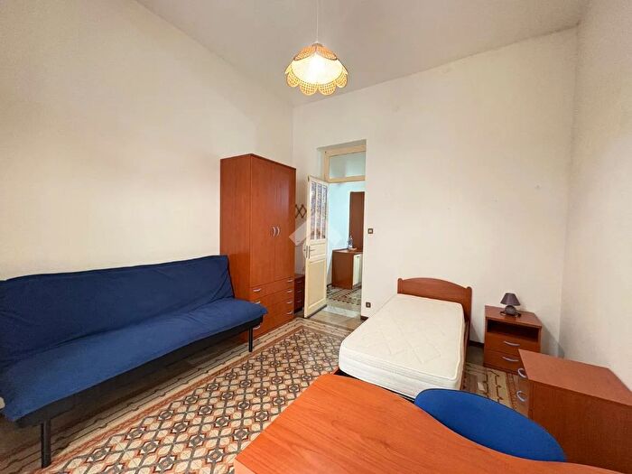 Appartamento quadrilocale in affitto in Via Antonio Marinuzzi, Palermo