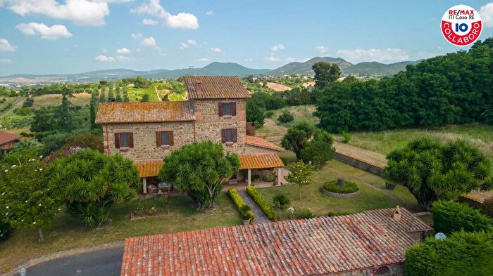 Casa con 7 locali in vendita in Via del Sasso, Cerveteri