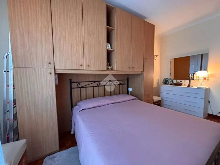 Appartamento trilocale in vendita in Viale Giulio Cesare, Novara