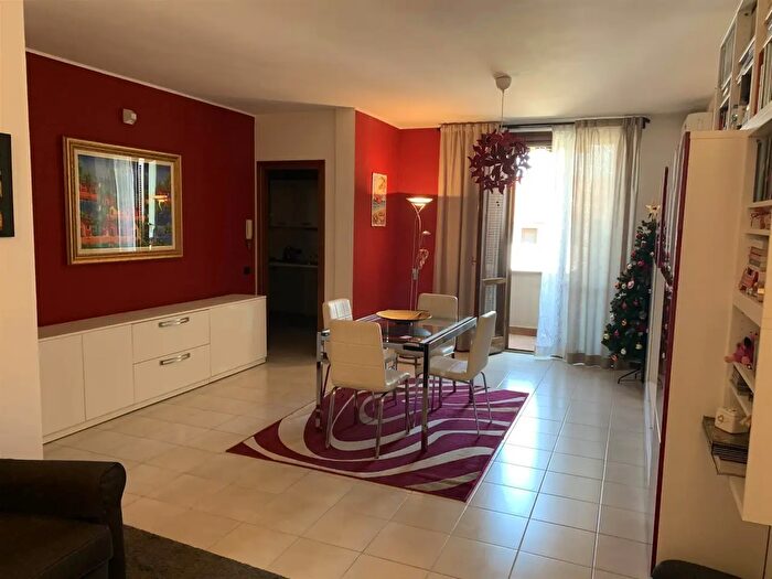 Appartamento trilocale in affitto in Vigevano