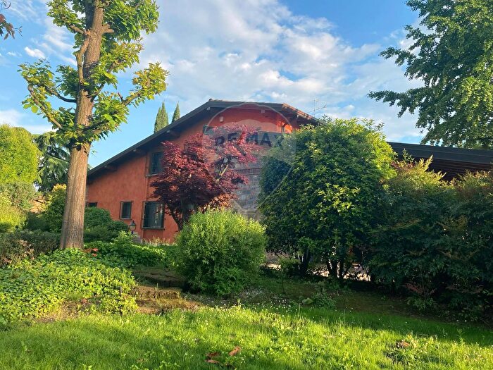 Casa con 10 locali in vendita in Via Maccabiani, Poncarale